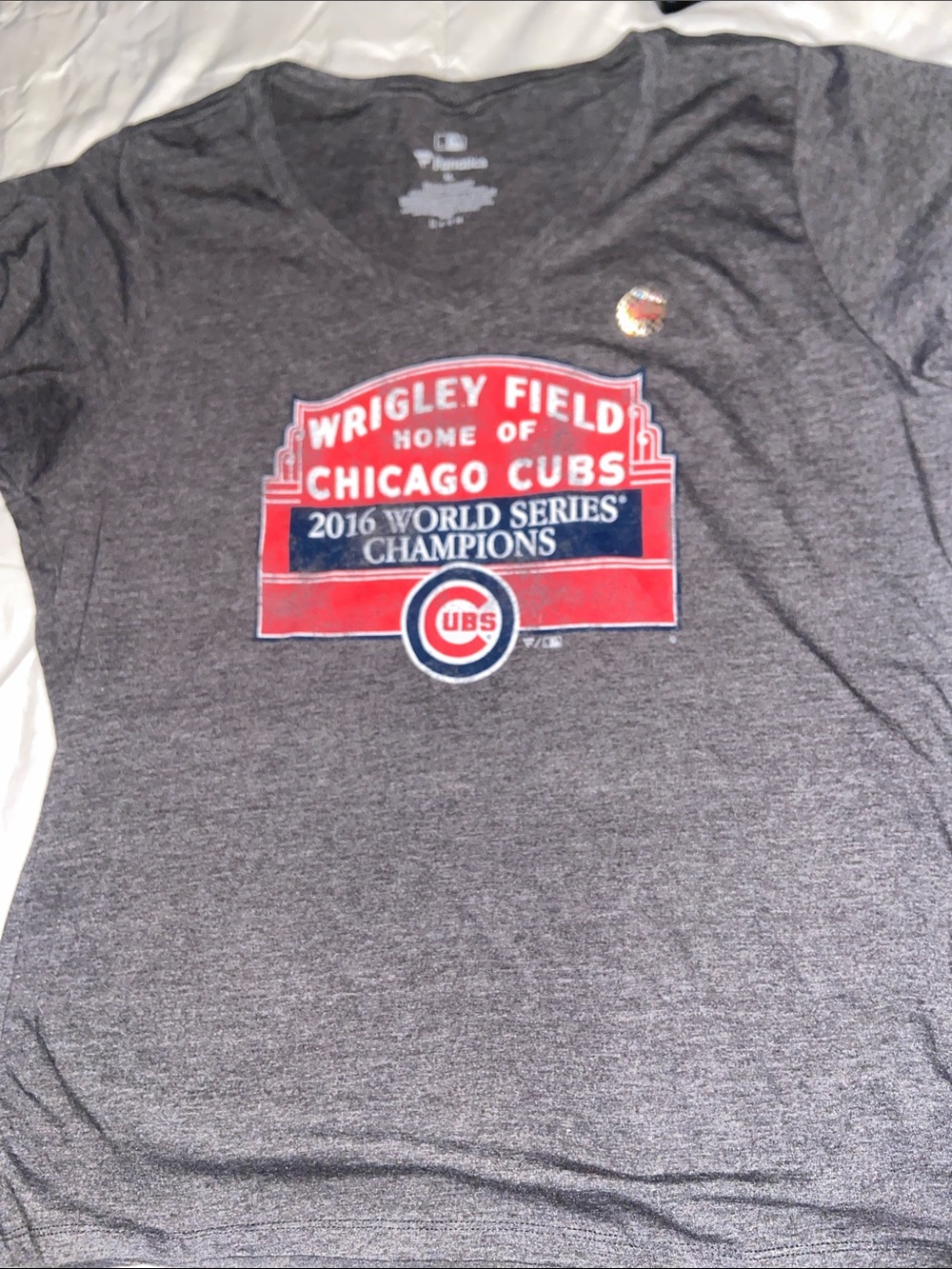 Fanatics Gray Chicago Cubs Wrigley Field 2016 Champions Tee